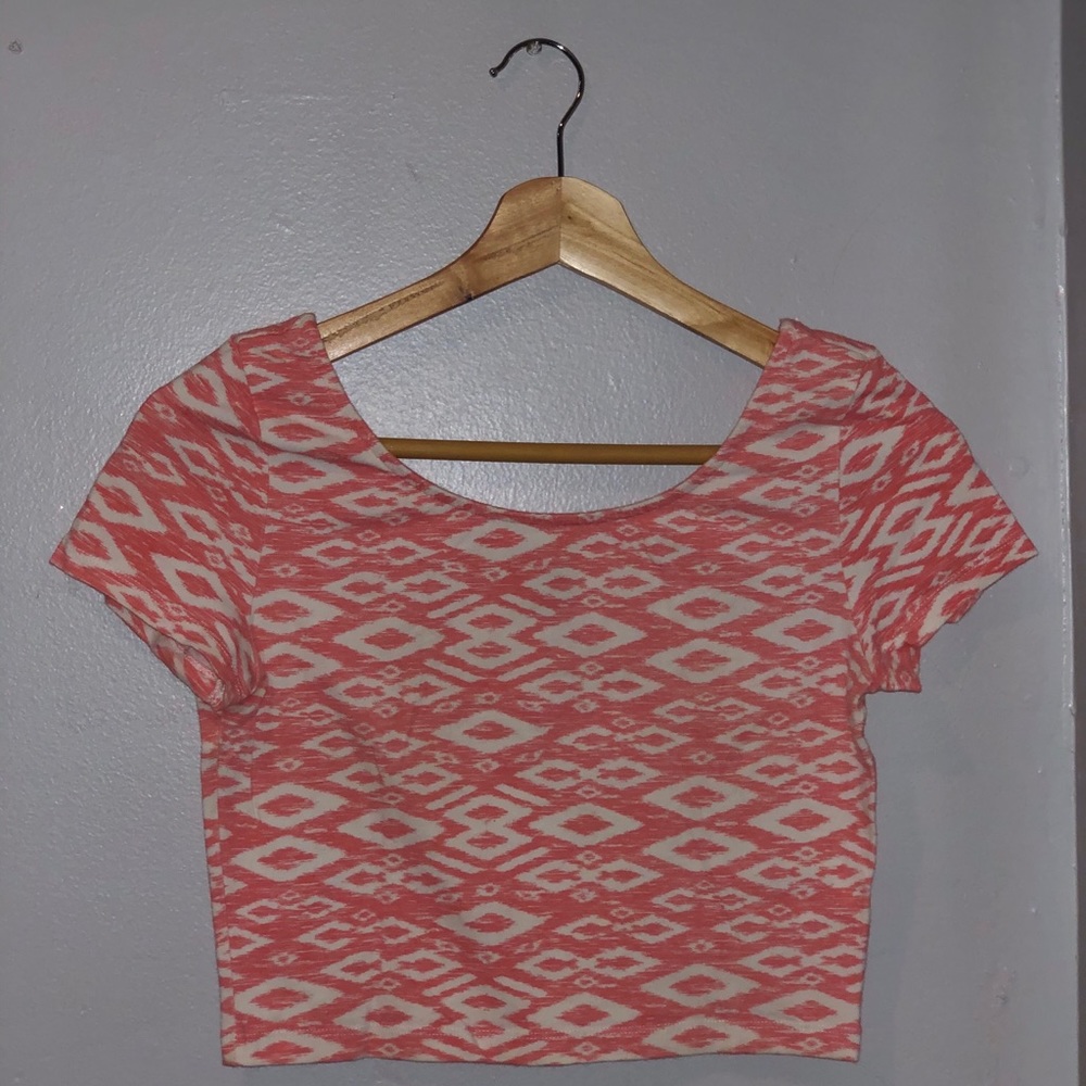 Semi-crop top shirt
